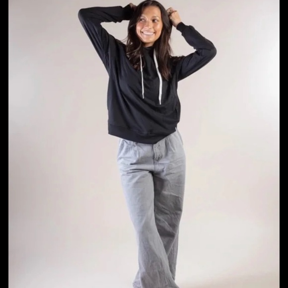 New in Packaging FEAT Blanket Blend Move Hoodie Unisex Size Medium Small  Black - Picture 1 of 4